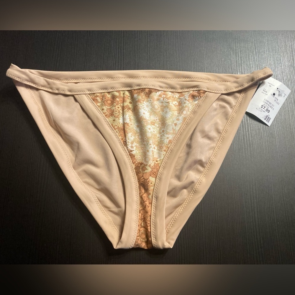 Aerie bikini bottom - A beautiful tan brown cream color with floral print size L